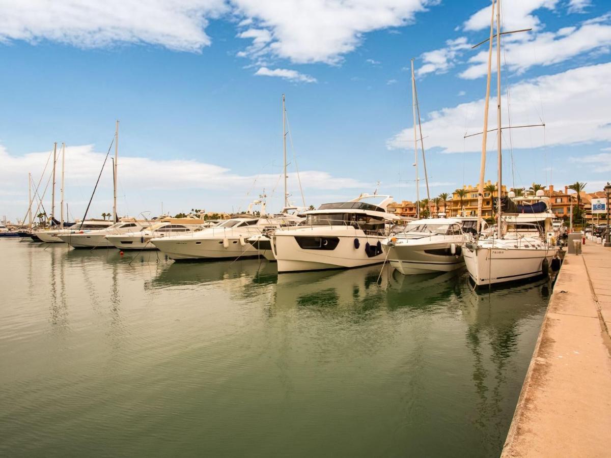 Belvilla By Oyo Apartment In San Roque Cadiz سوتوغراندِ المظهر الخارجي الصورة